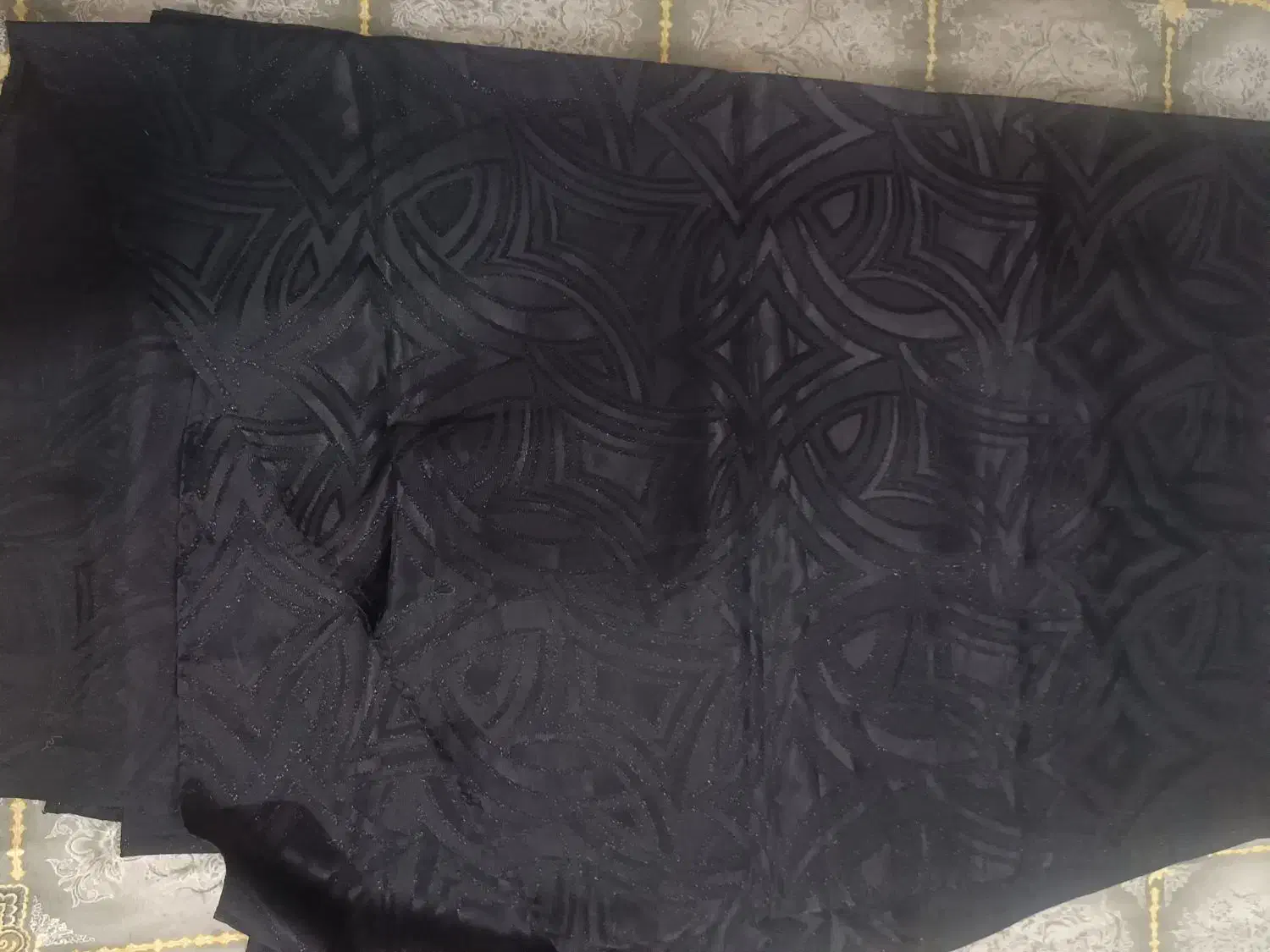 چادر مشکی|لباس|چناران, |دیوار