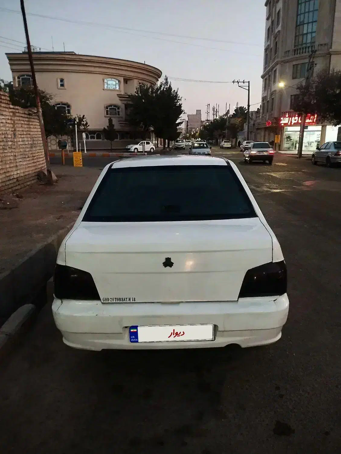 ۱۳۲ مدل ۸۸|خودرو سواری و وانت|تربتحیدریه, ابوذر|دیوار