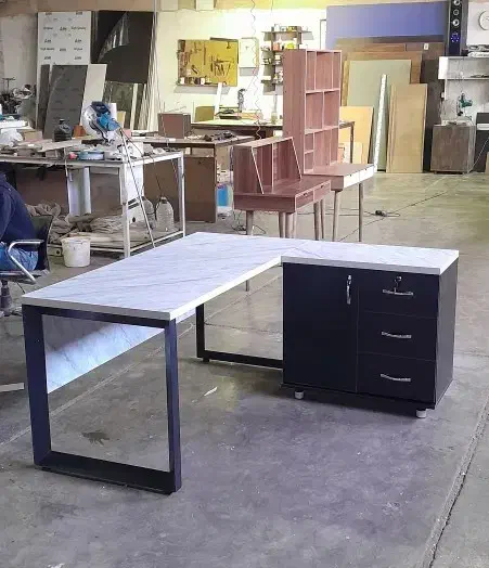 میز صدف 160*70 طرح سنگ روشن|دفتر کار|کرج, کارخانه قند|دیوار