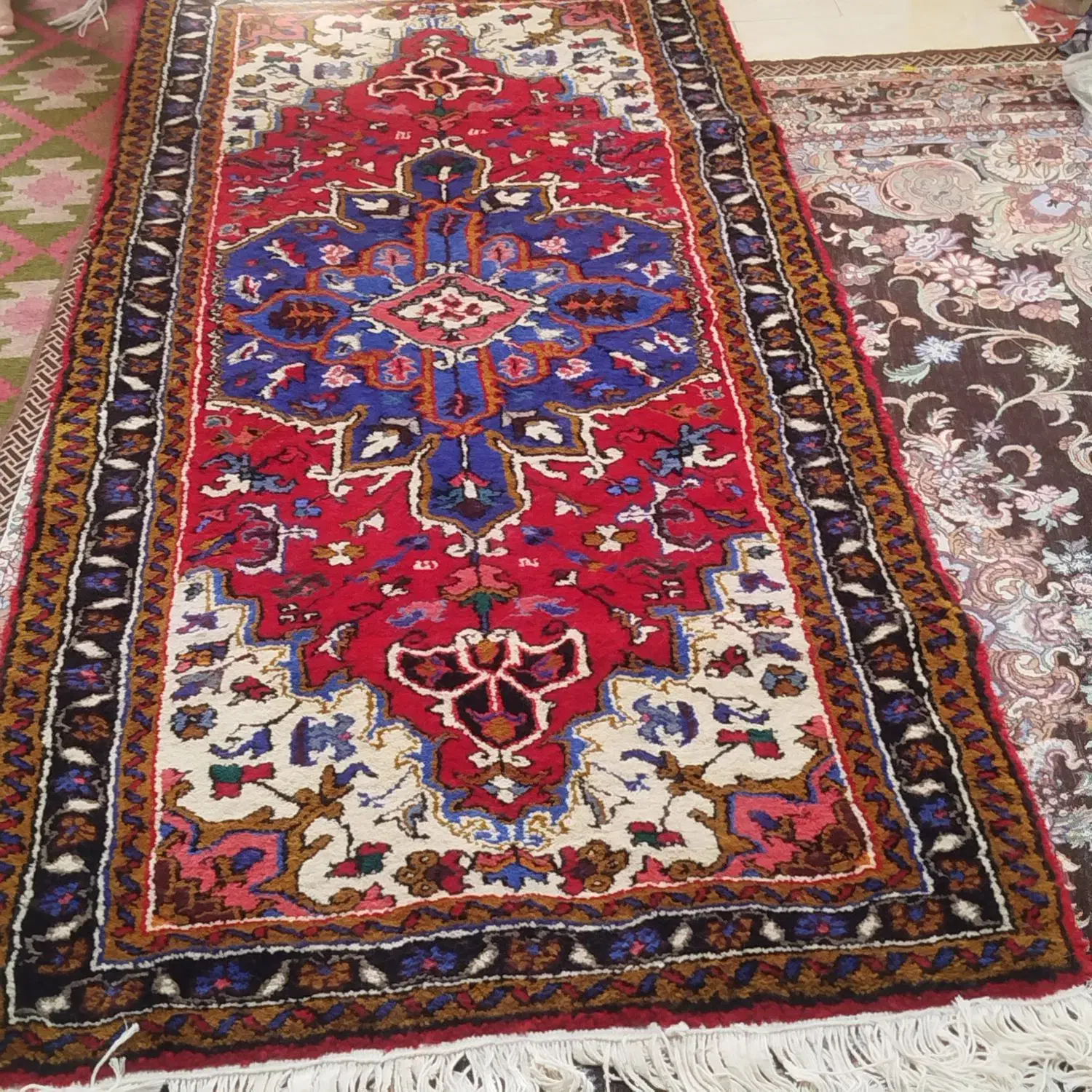 فرش دستباف مهربان|فرش|ملارد, |دیوار