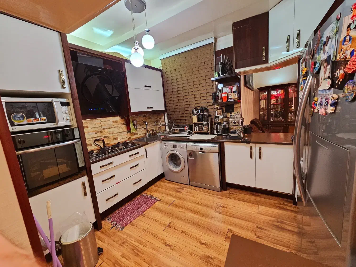 رهن واحد ۹۰ متری در هروی فول امکانات/دو خواب /لوکس