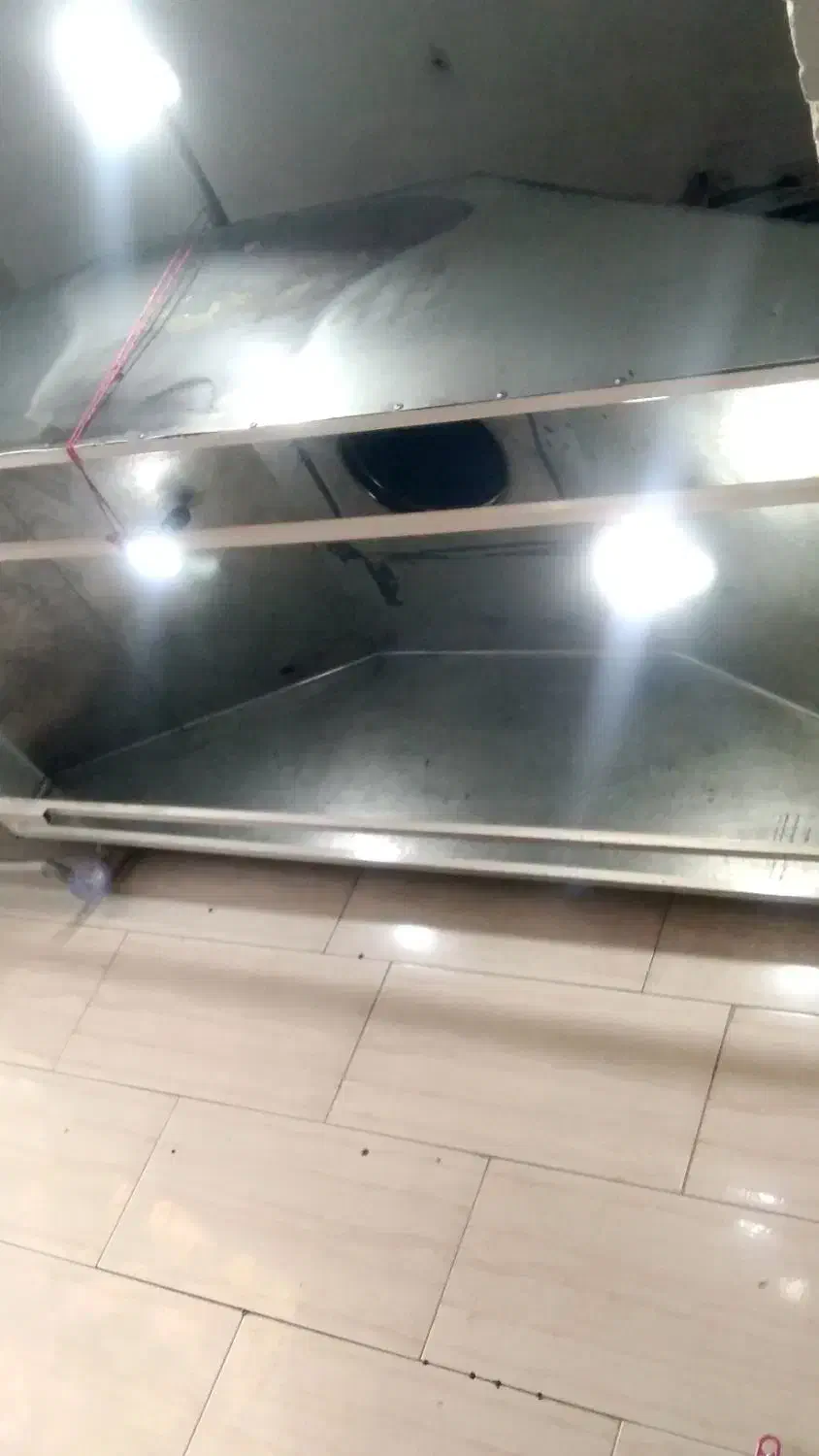 هود بزرگ|هود|قرچک, زیبا شهر|دیوار