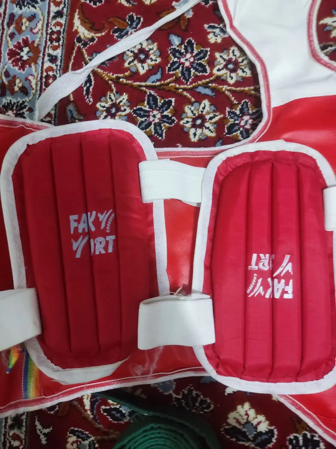 هوگو تکواندو|تجهیزات ورزشی|قم, انصار‌الحسین|دیوار