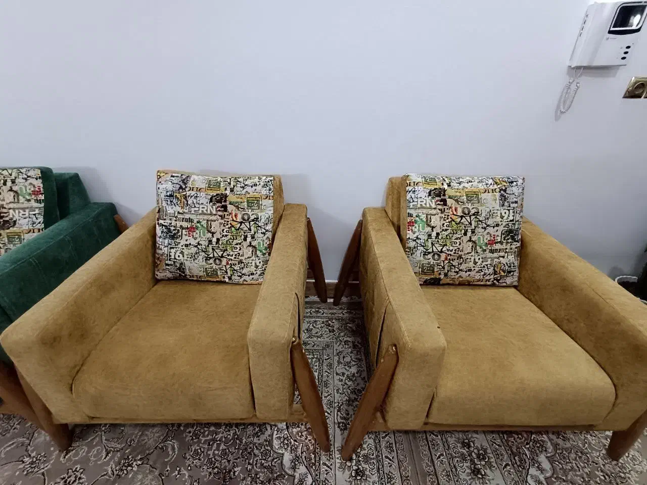 مبلمان هفت نفره  راحتی|مبلمان خانگی و میز عسلی|قنوات, |دیوار