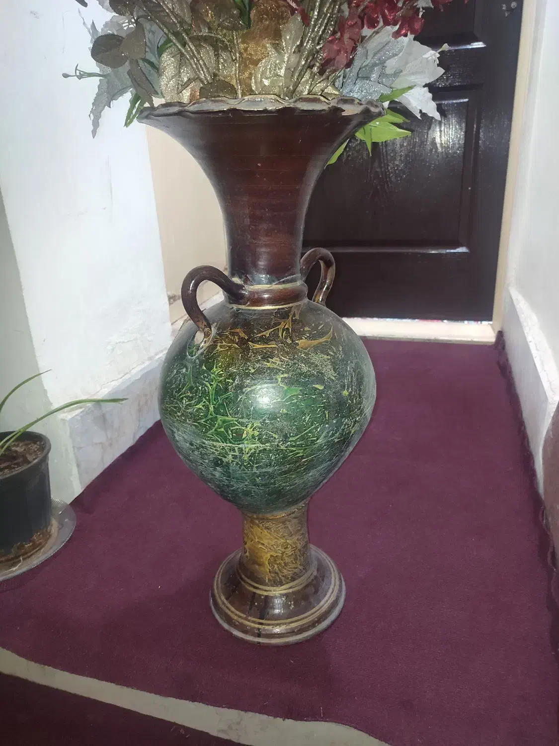 گلدان قدیمی|کلکسیون اشیاء عتیقه|قرچک, زیبا شهر|دیوار