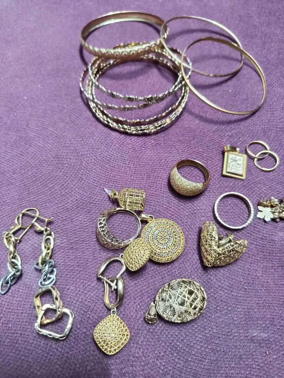 طلا مستمر درحدنوقیمت تابلو+2 درصد|جواهرات|مشهد, آزادشهر|دیوار