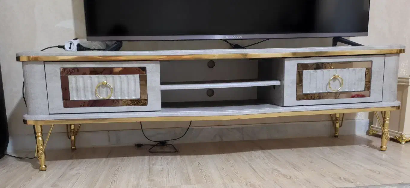 آینه کنسول  میزTV|بوفه، ویترین، کنسول|صفادشت, |دیوار