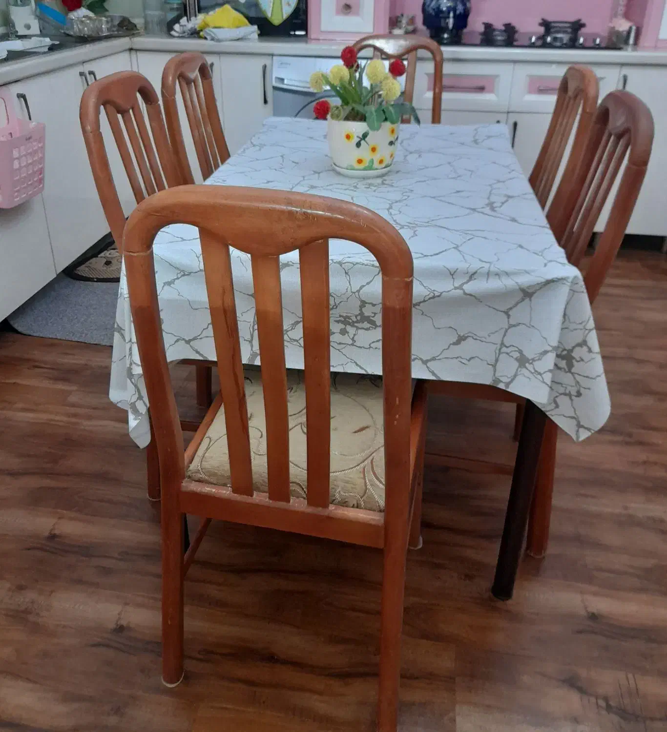 میز ناهار خوری ۶ نفره چوبی|میز و صندلی غذاخوری|بیرجند, |دیوار