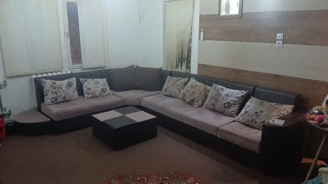 مبل ال ۸ نفره چرم و پارچه|مبلمان خانگی و میز عسلی|شیراز, غدیر جنوبی|دیوار
