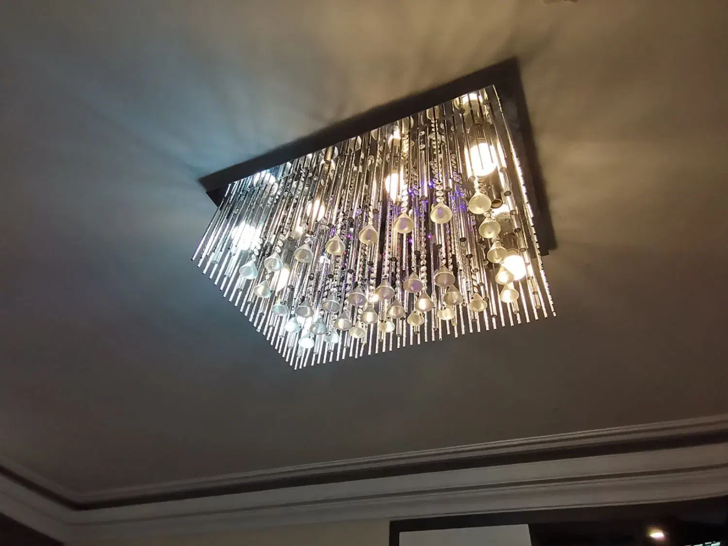 لوستر سقفی|لوستر و چراغ آویز|تهران, باغ فیض|دیوار