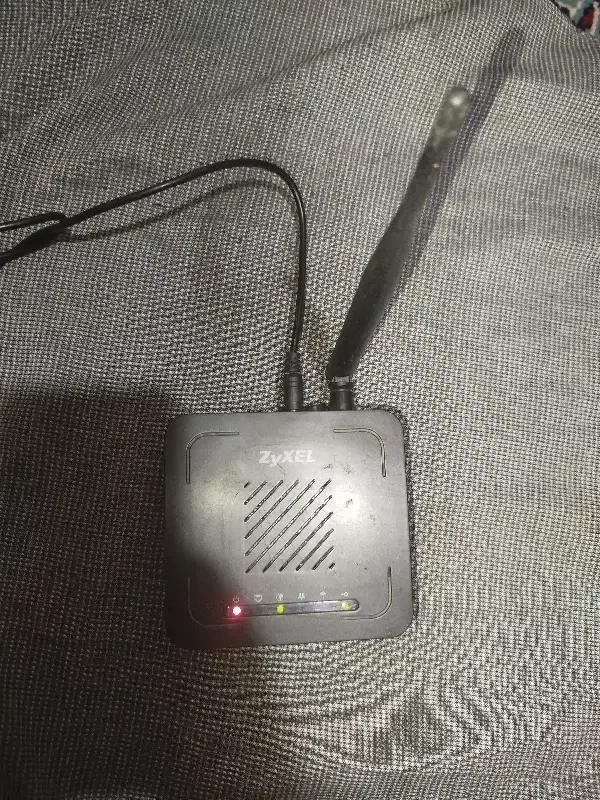 مودم وای فای zyxel|مودم و تجهیزات شبکه|سبزوار, پامنار|دیوار