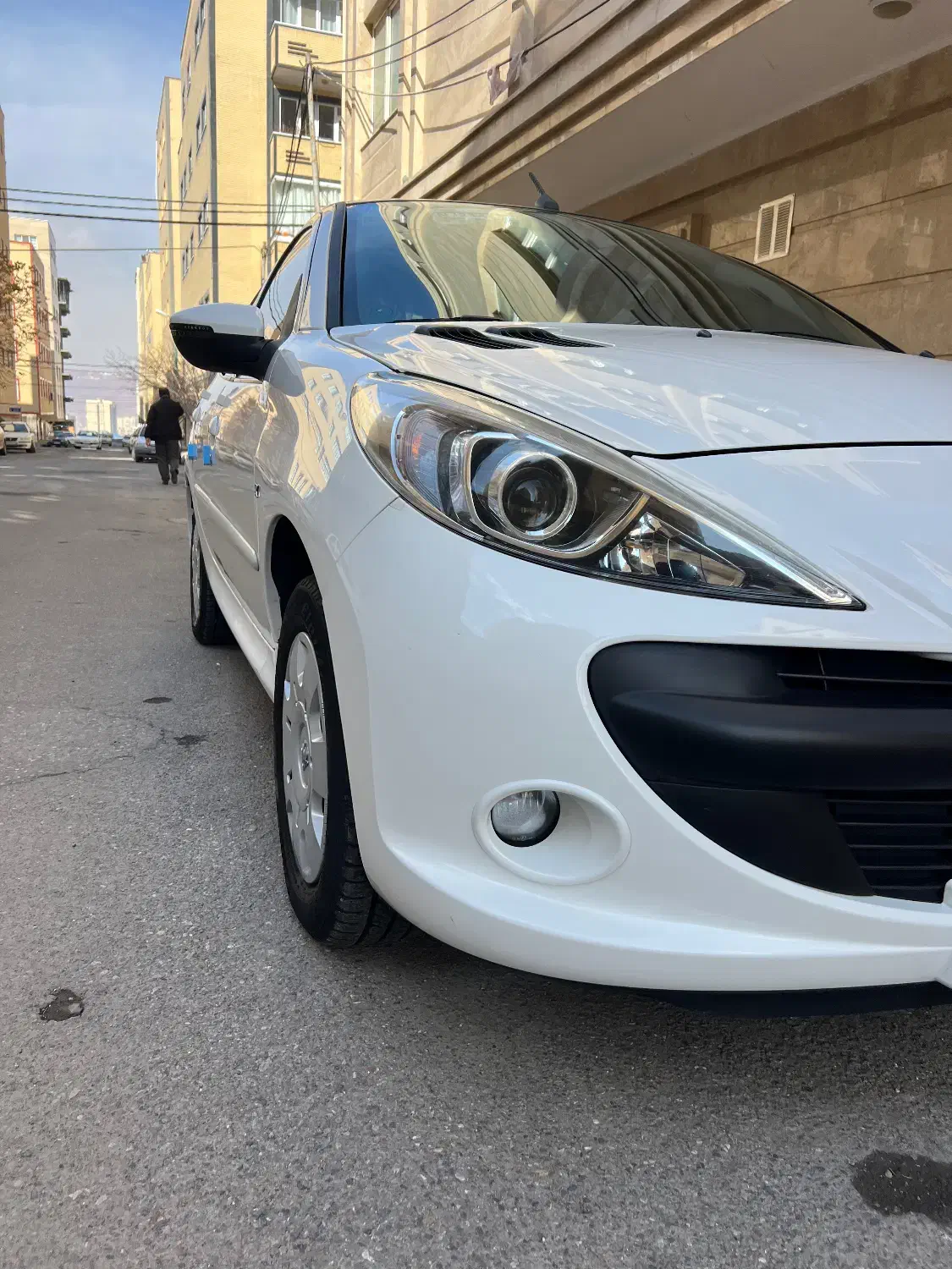 پژو۲۰۷ سقف فلز ۴۰۱|خودرو سواری و وانت|تبریز, |دیوار