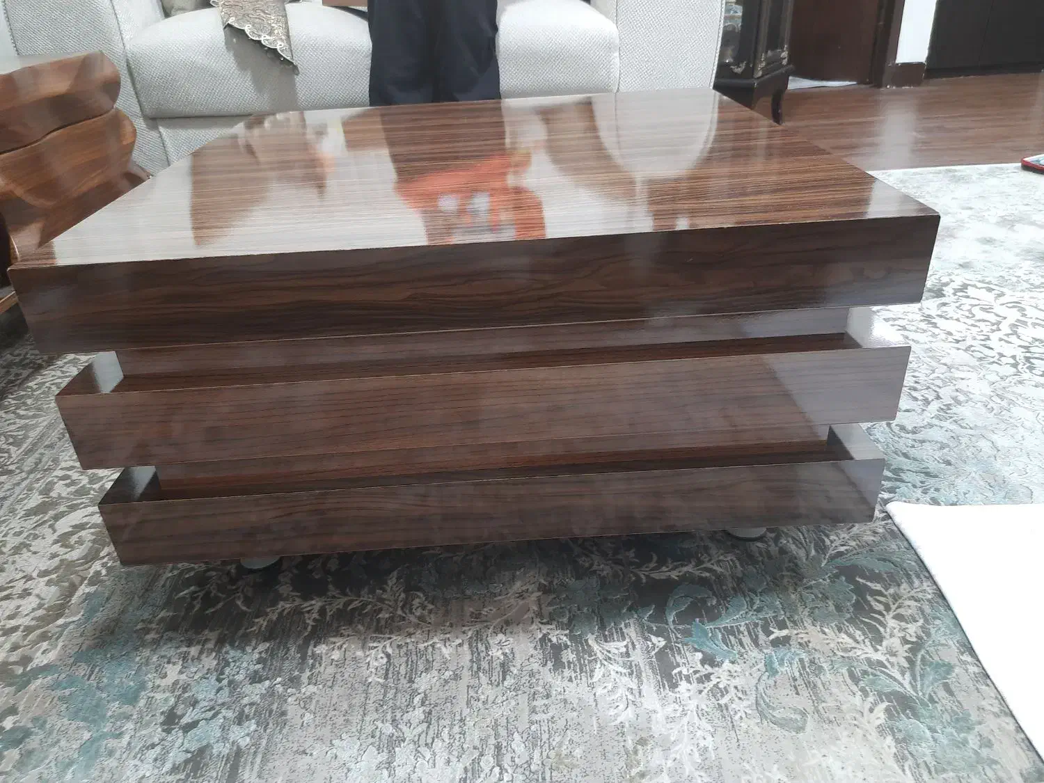 جلو مبلی ۷۰×۷۰ جنس ام دی اف|مبلمان خانگی و میز عسلی|بندرعباس, |دیوار