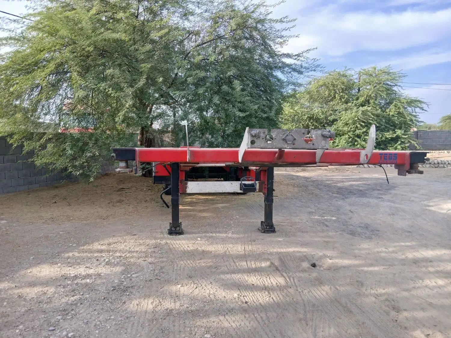 تیغه ماموت|قطعات یدکی و لوازم جانبی|قلعه قاضی, |دیوار