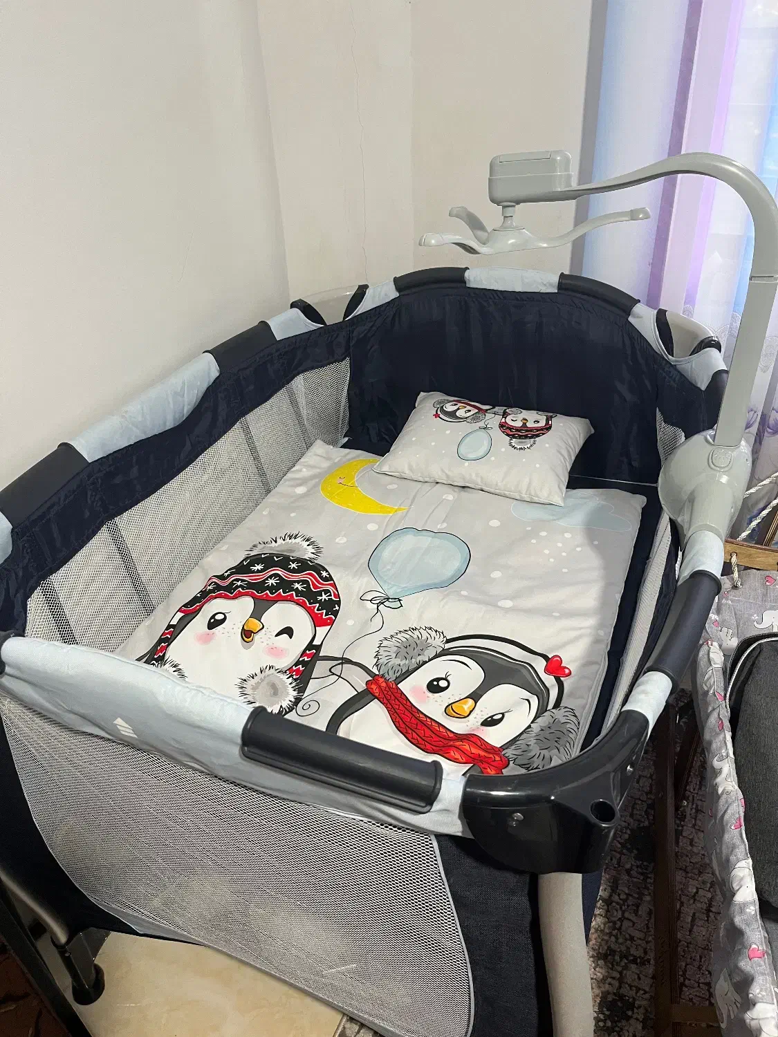 تخت پارک کودک برند ببه کانفورت|تخت و صندلی بچه|سلمان‌شهر, |دیوار