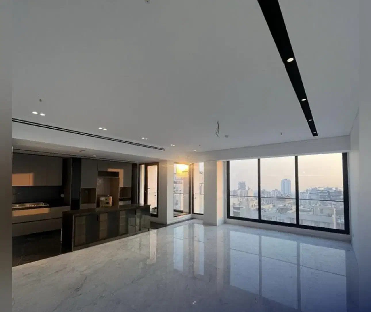 ۱۰۰متر/کلید نخورده/۲۷۰درجه ویو/غرق نور/شهرک هما|فروش آپارتمان|تهران, شهرک هما|دیوار