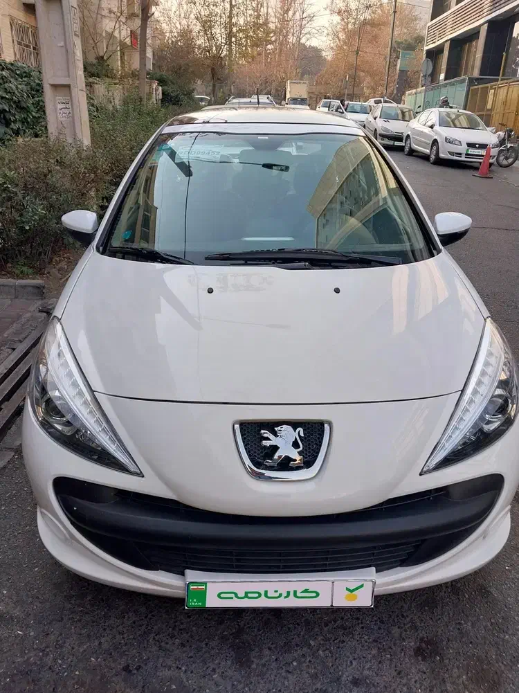 پژو 207i پانوراما دنده‌ای ارتقا مدل 1403، کارنامه|خودرو سواری و وانت|تهران, جردن|دیوار