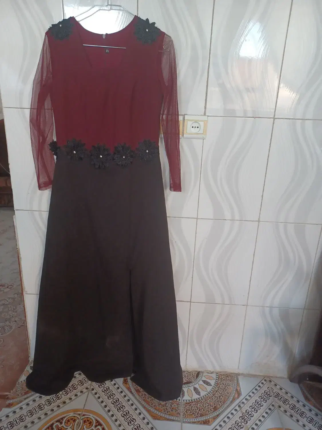 لباس مجلسی|لباس|نجف‌آباد, یزدانشهر|دیوار