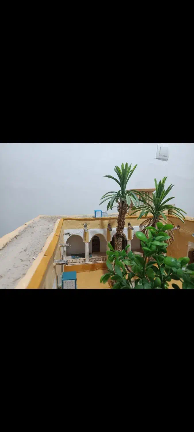 ماکت خانه قدیمی و چراغ نفتی|مجسمه، تندیس، ماکت|بندرعباس, |دیوار