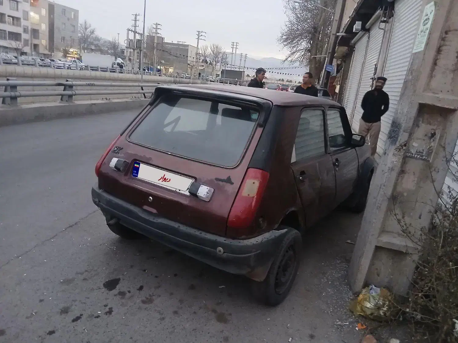 رنو پی کی مدل 83 زرشکی|خودرو سواری و وانت|کرج, حسین‌آباد|دیوار