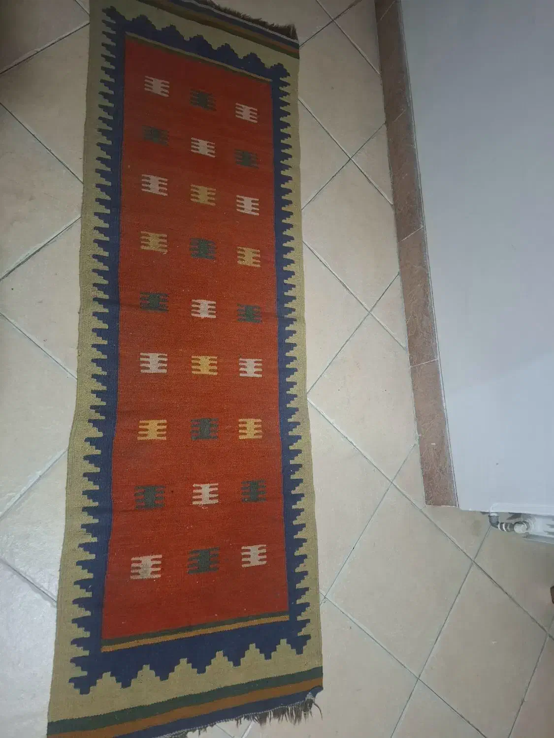 گلیم دست باف|گلیم، جاجیم، گبه|شیراز, فرهنگ شهر|دیوار