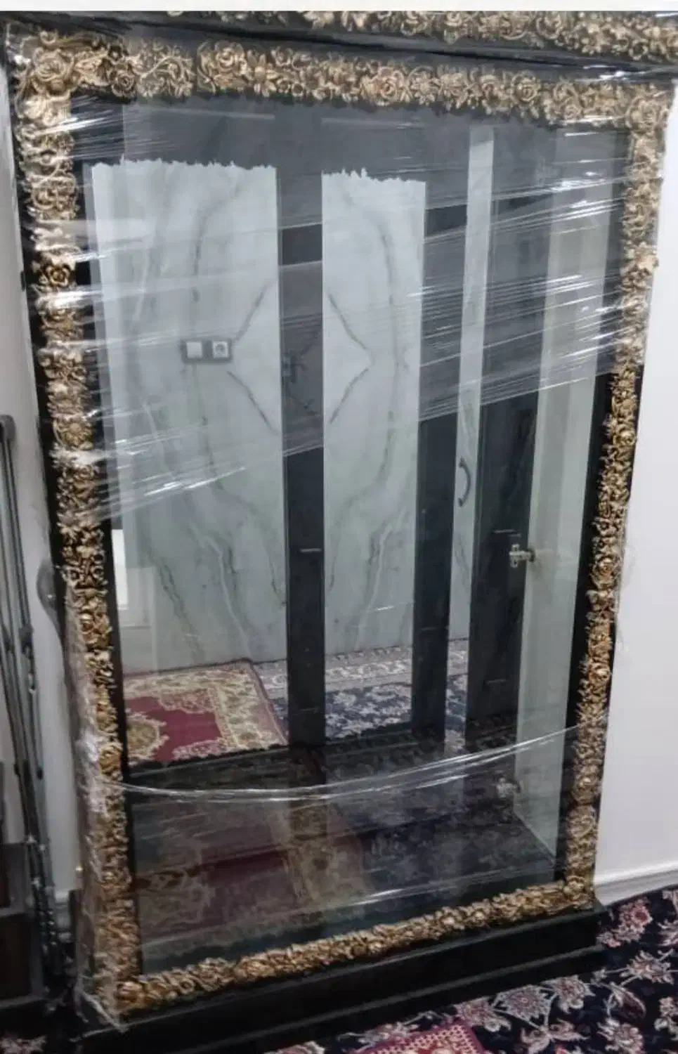 بوفه و ساعت ایستاده|بوفه، ویترین، کنسول|زاهدان, |دیوار