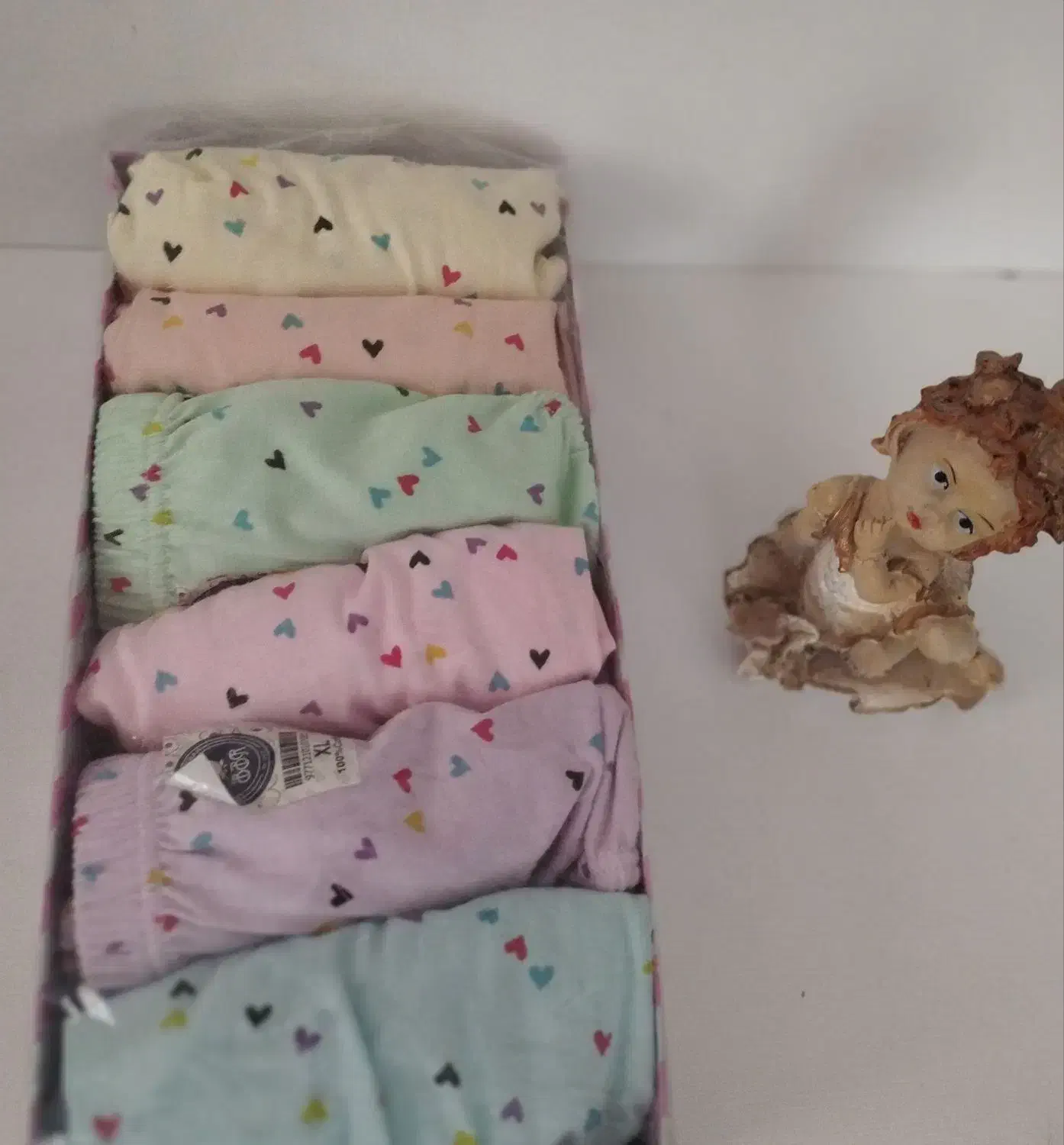 لباس زنانه|لباس|ایوان, |دیوار