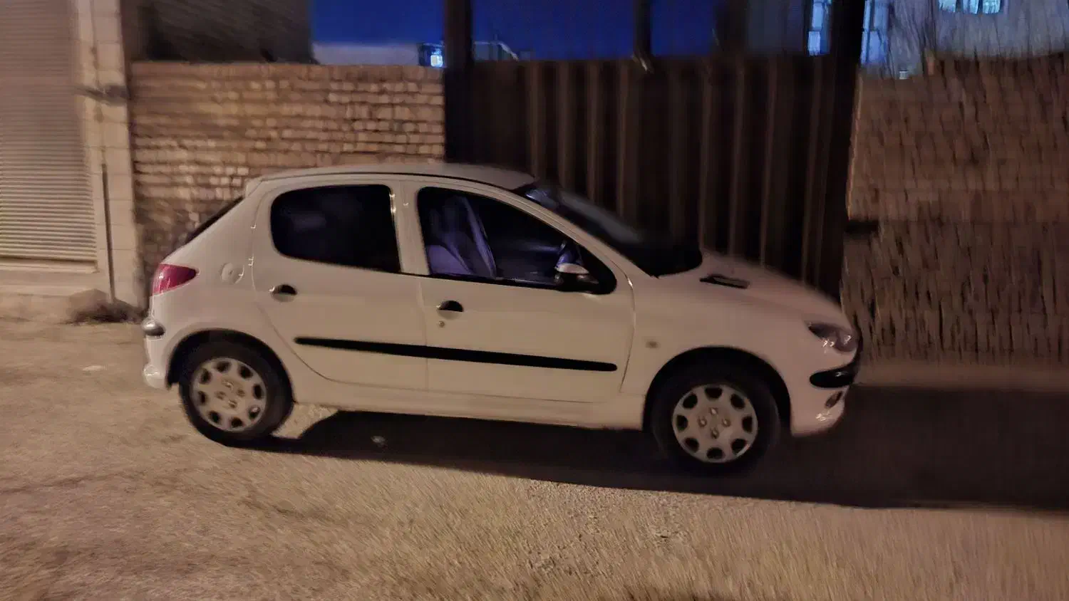 206مدل ۱۴۰۱|خودرو سواری و وانت|بوئین زهرا, |دیوار