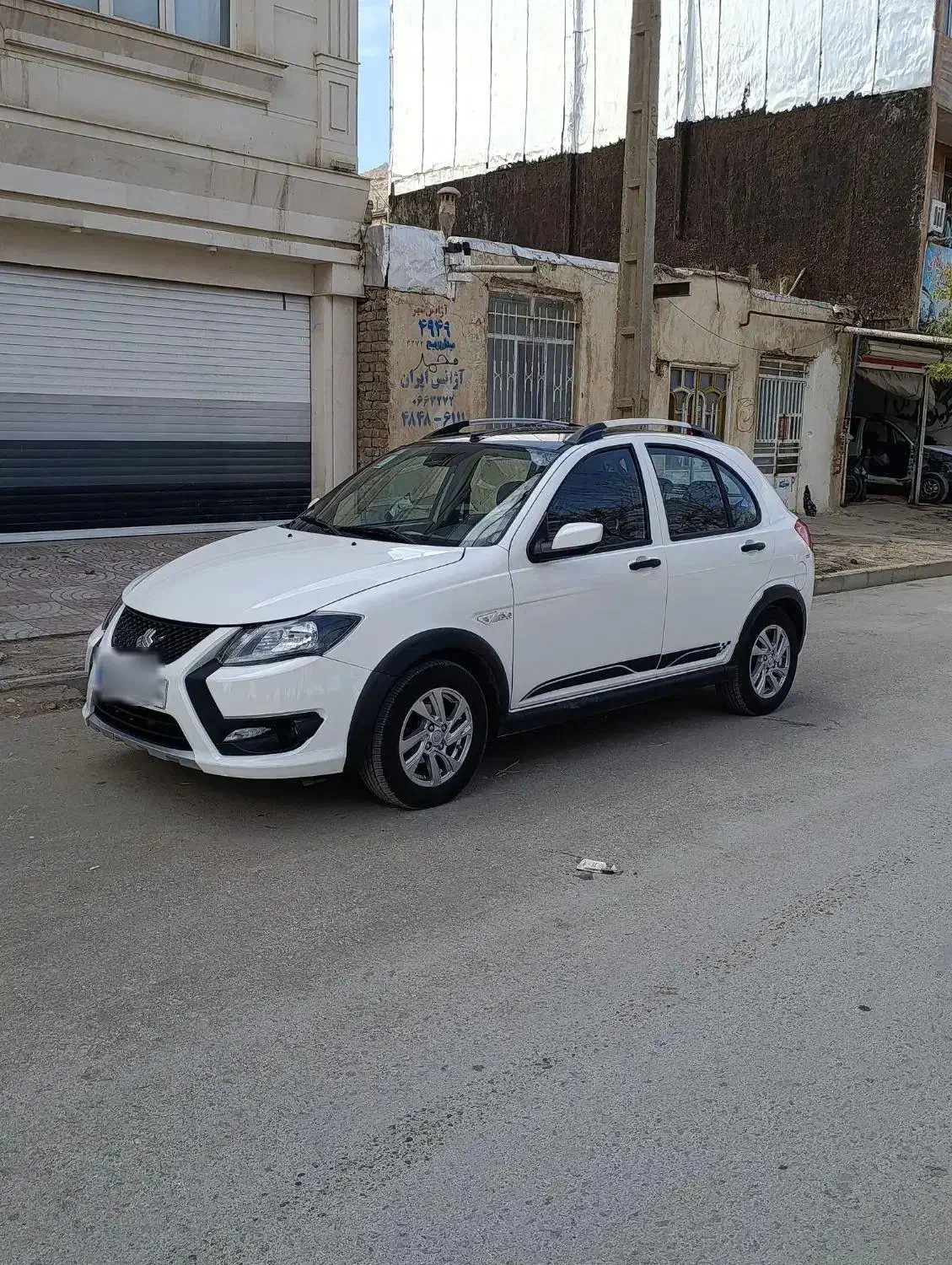 کوییک gxr-l با رینگ 1403 سفید مشکی|خودرو سواری و وانت|نورآباد, |دیوار