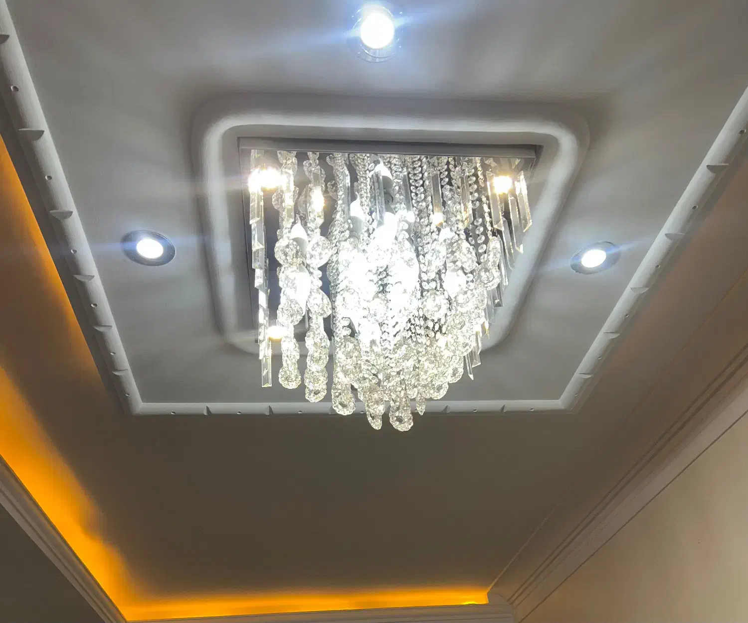 لوستر|لوستر و چراغ آویز|تهران, شکوفه (عبدل آباد)|دیوار