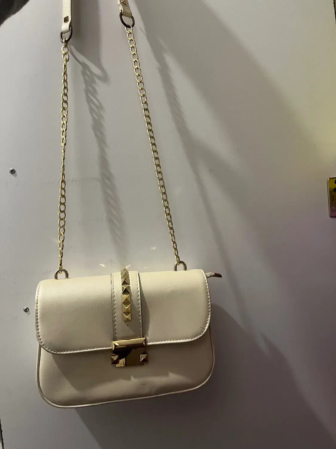 کیف دوشی شیری رنگ|کیف، کفش، کمربند|قم, بنیاد|دیوار