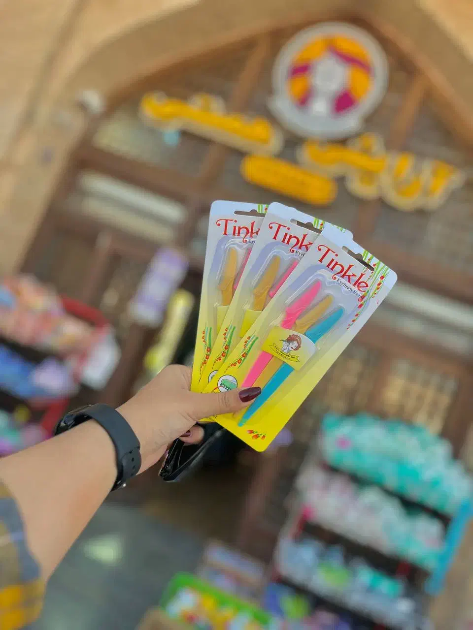 اسپری کرمپودر،ضد افتاب‌،ادکلن یارا|آرایشی، بهداشتی، درمانی|شاهین‌شهر, ۹ دی|دیوار