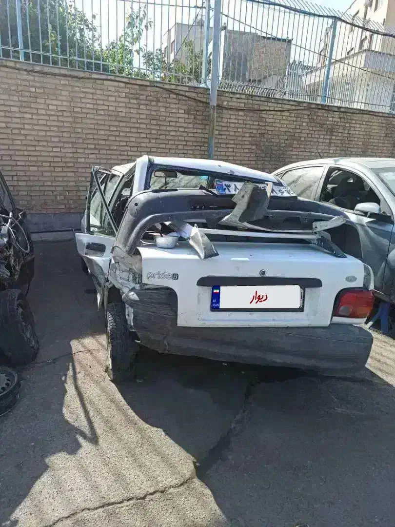 پذیرش خودروهای اسقاطی، تصادفی ،سوخته،بدون وکالت|خودرو سواری و وانت|شیراز, شهرک زینبیه|دیوار