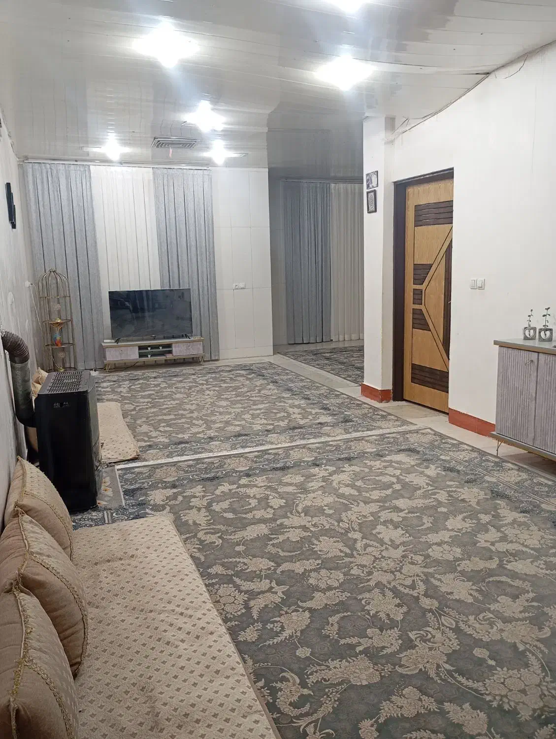 سوییت کوتاه مدت|اجارهٔ کوتاه‌مدت آپارتمان و سوئیت|لردگان, |دیوار