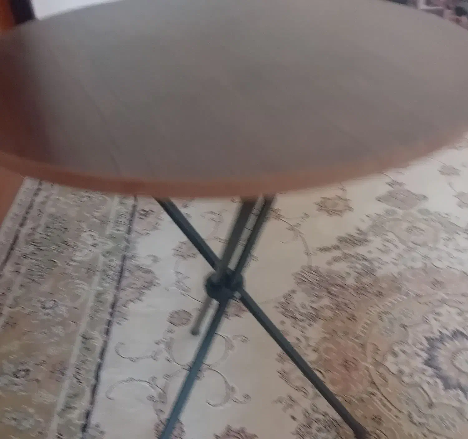 یک عدد میز خا طره در حدنو|مبلمان خانگی و میز عسلی|خرمدره, |دیوار