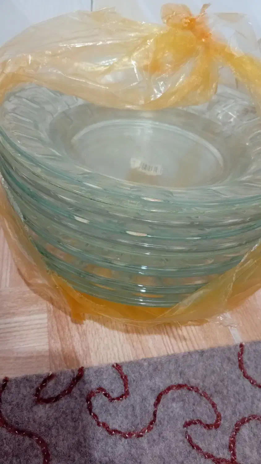 دو دست بشقاب اصفحان|ظروف سرو و پذیرایی|خوی, |دیوار