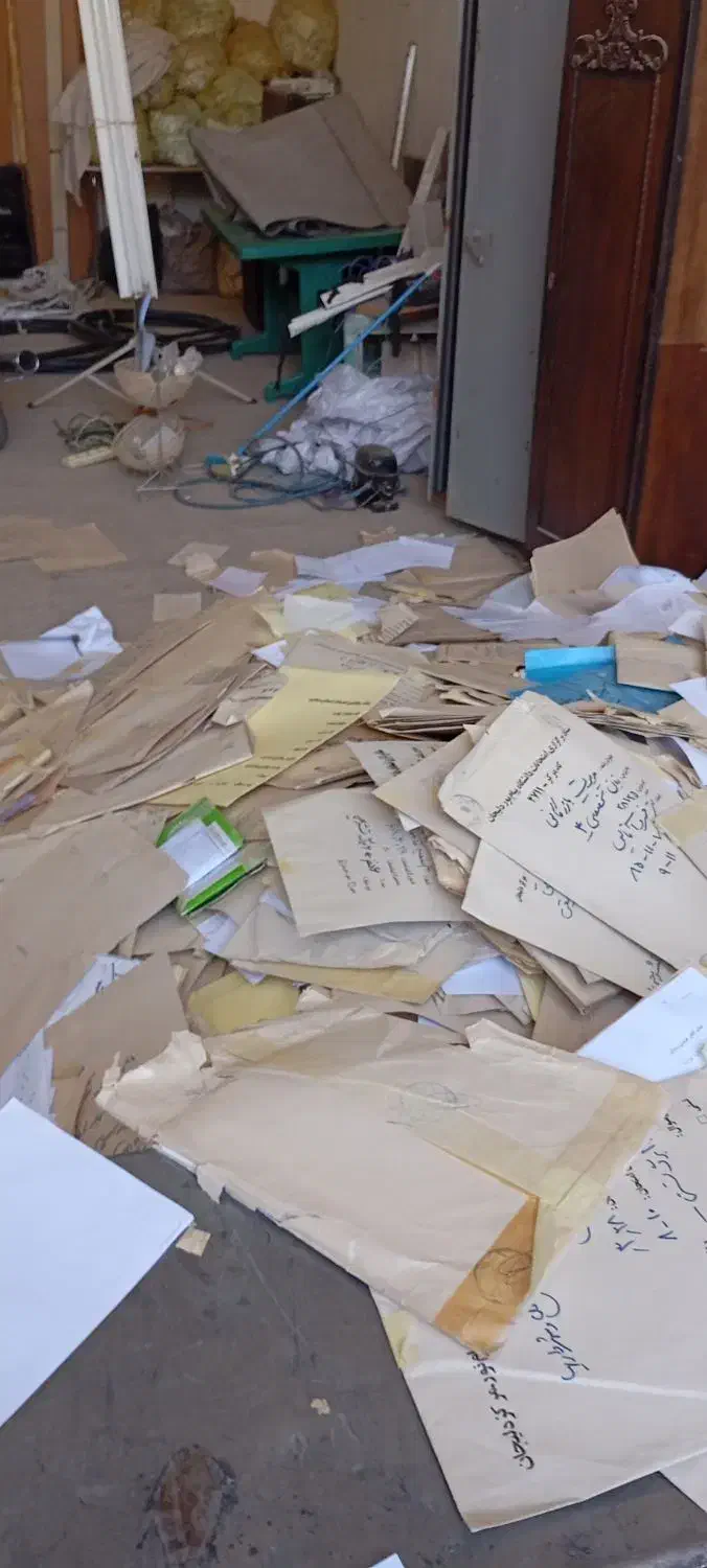 خریدار ضایعات دفتروکتاب وکاغذ|خدمات پیشه و مهارت|اصفهان, خواجه عمید|دیوار