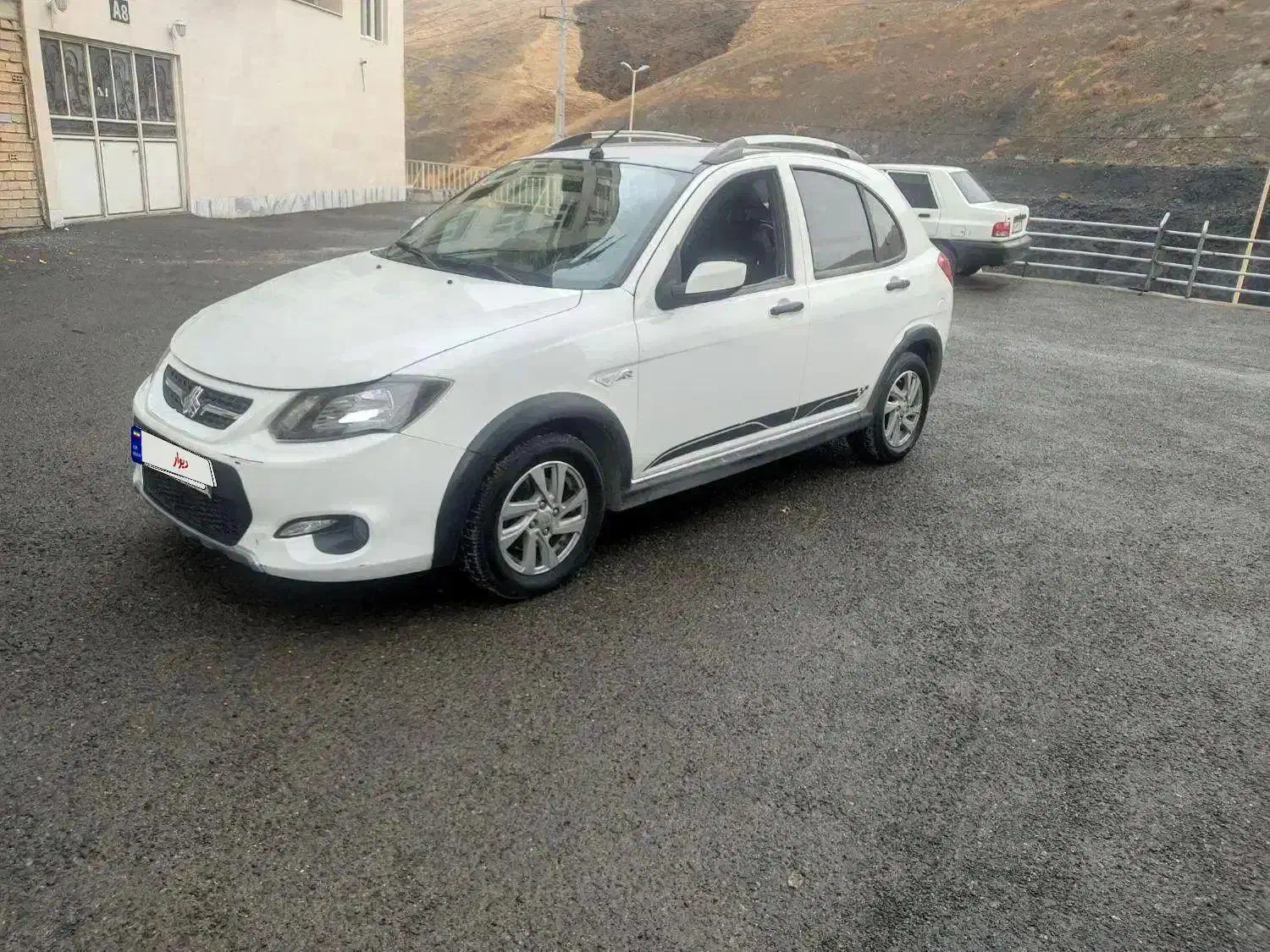 کوئیک Rاتوماتیک سقف مشکی خانگی زیر قیمت|خودرو سواری و وانت|تهران, محمودیه|دیوار