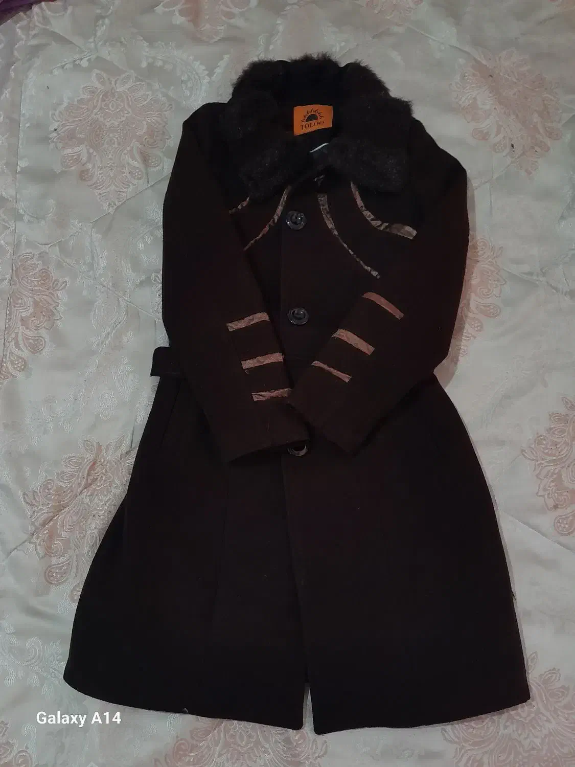 ۴ عدد پالتو زنانه|لباس|شیراز, فرگاز|دیوار