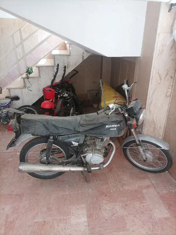 موتور هندا 125 مدل 85|موتورسیکلت|تهران, تهرانپارس شرقی|دیوار