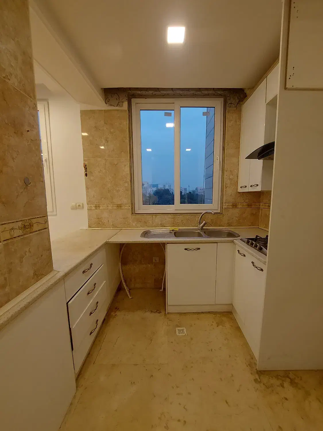 مهستان ۵۵متر فول رو به پارک