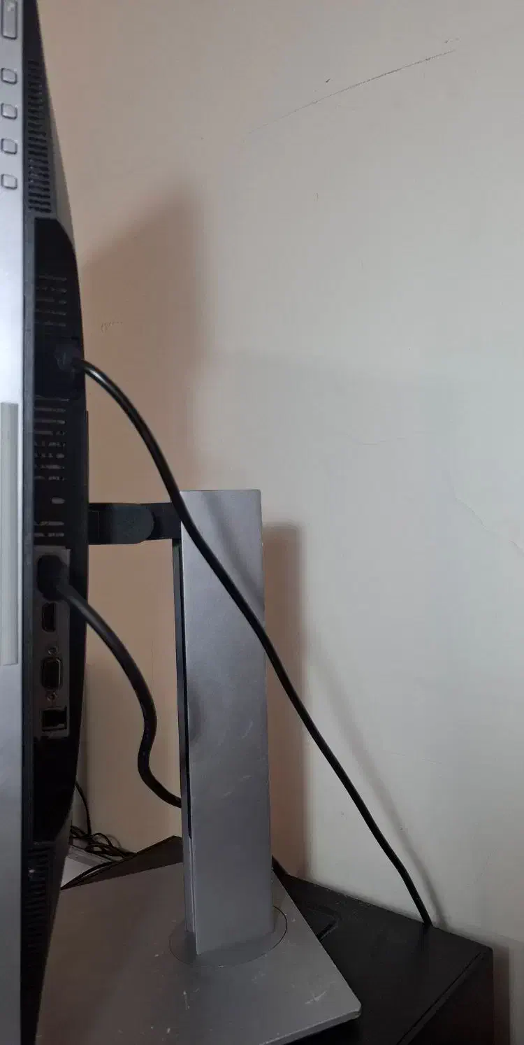 مانیتور بدون قاب(frameless) اچ پی ۲۲ اینچ|قطعات و لوازم جانبی رایانه|شیراز, فرهنگ شهر|دیوار