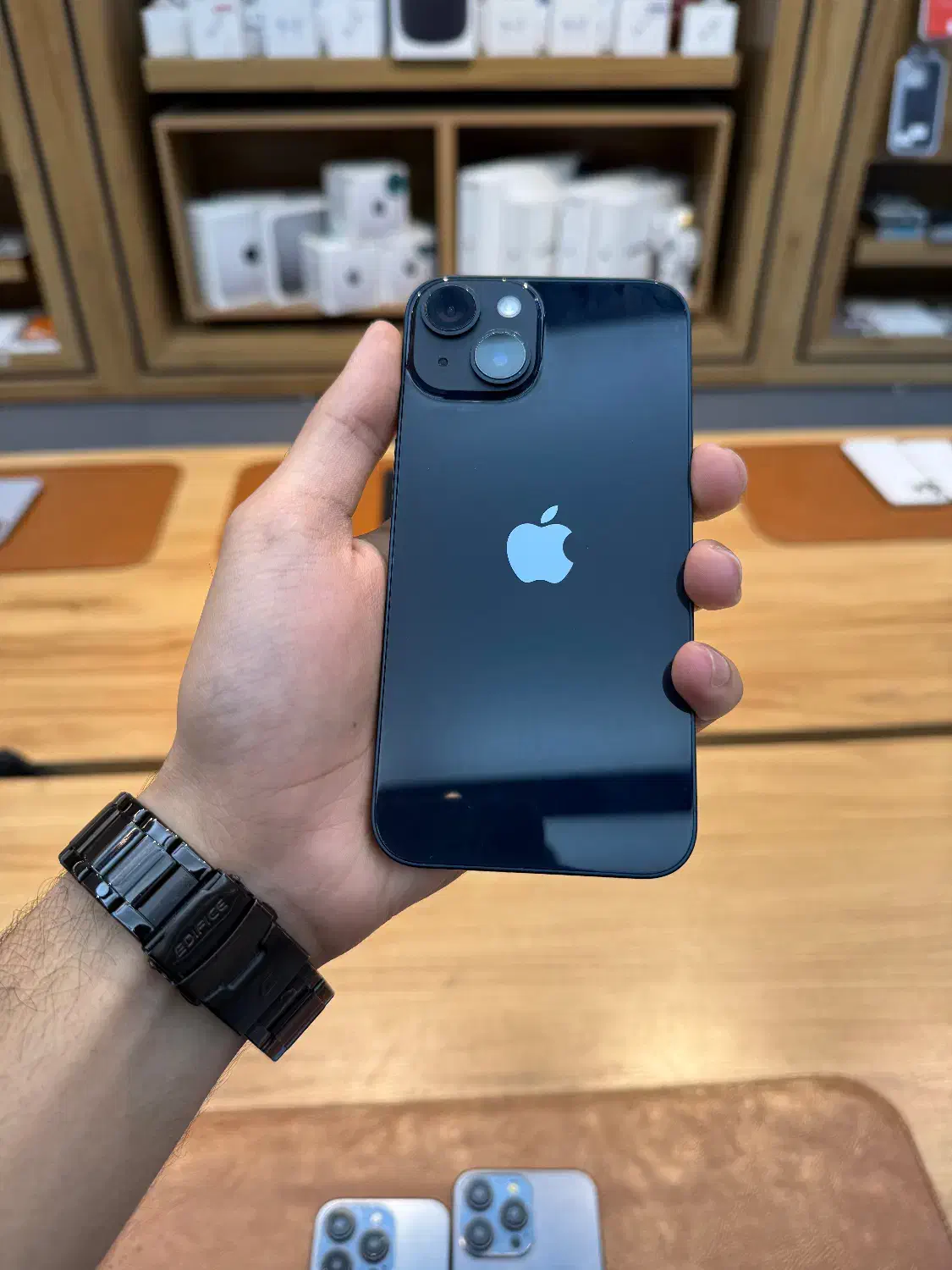 iPhone 14 normal CH/A|موبایل|مشهد, کوه سنگی|دیوار