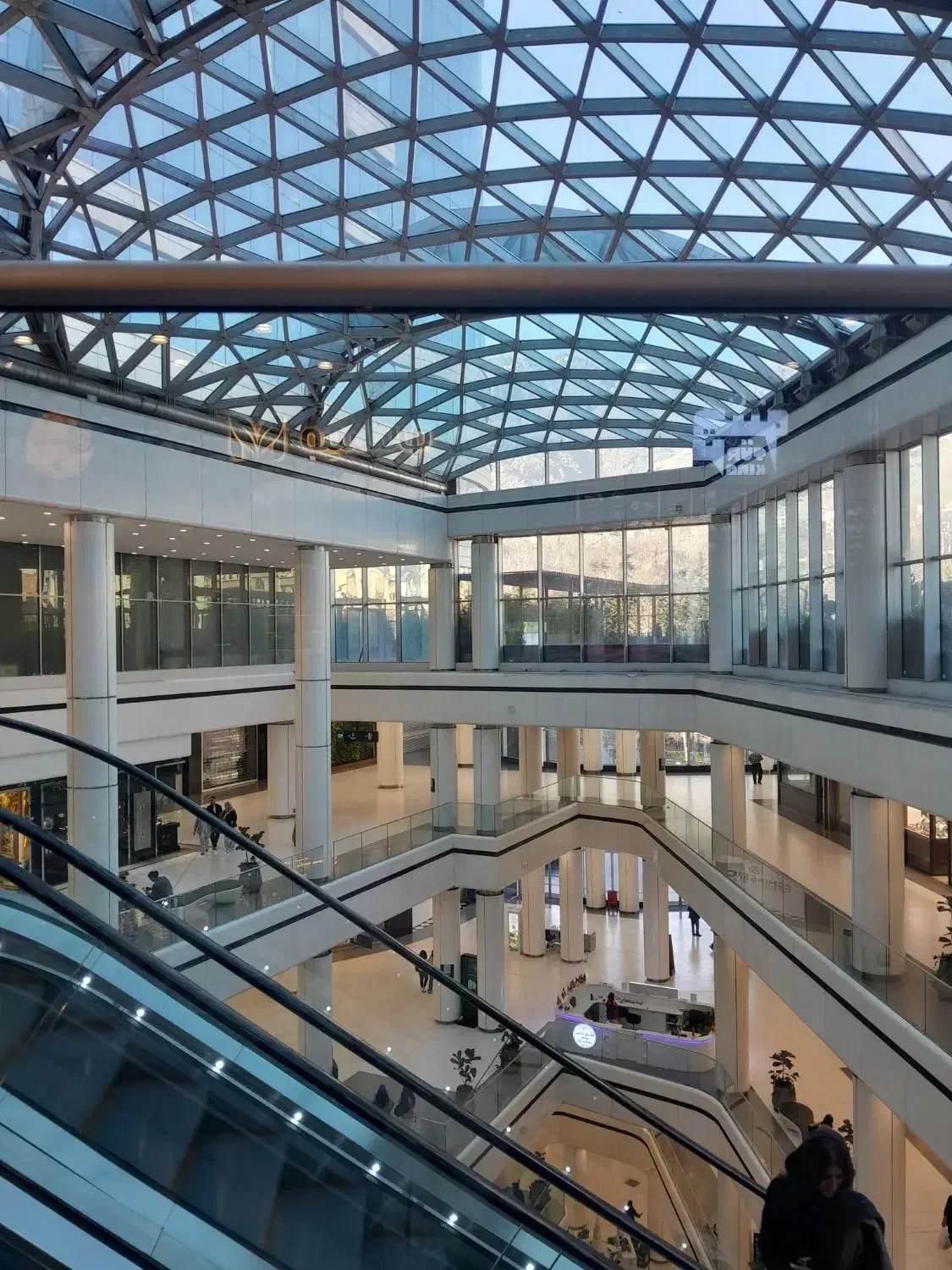 اطلس مال اجاره مغازه 137 متری|اجارهٔ مغازه و غرفه|تهران, اقدسیه|دیوار