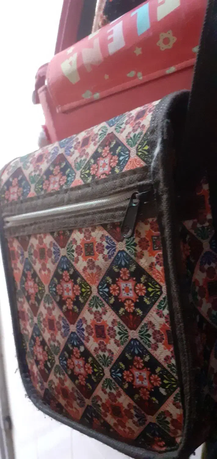 چندعددکیف ویه کوله|کیف، کفش، کمربند|بیرجند, |دیوار