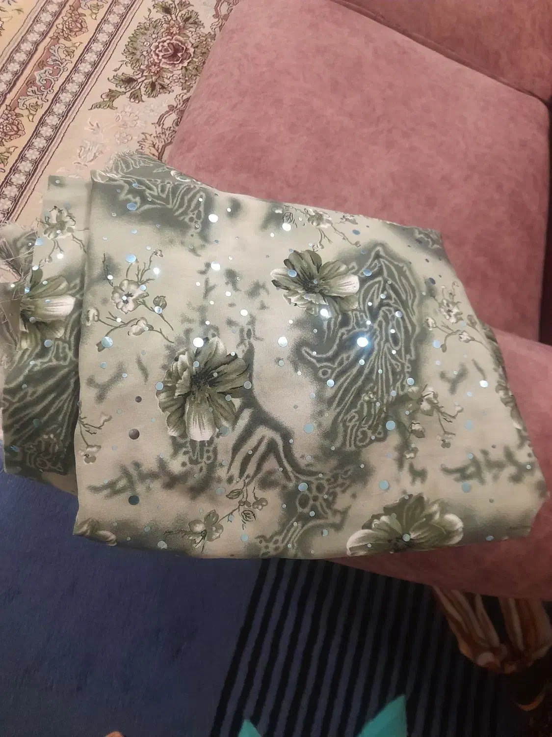 پارچه|لباس|قم, شهرک سازمان آب|دیوار