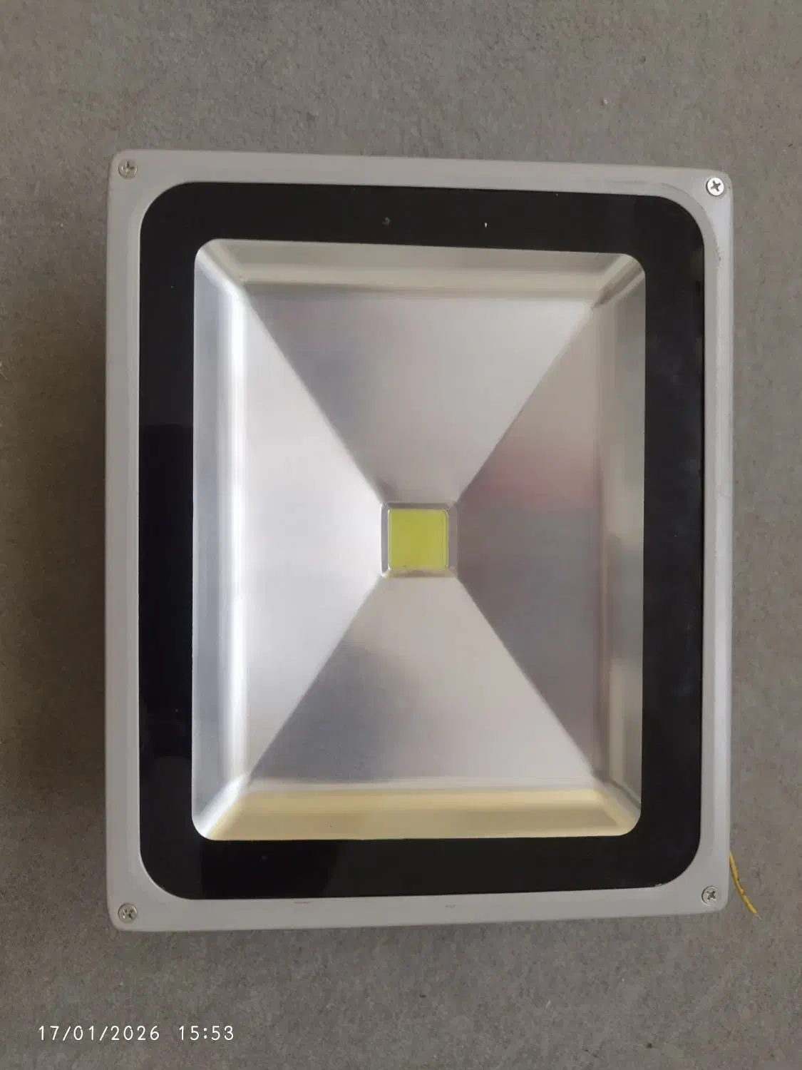 پروژکتور|لامپ و چراغ|پاکدشت, پاکدشت (مامازند)|دیوار