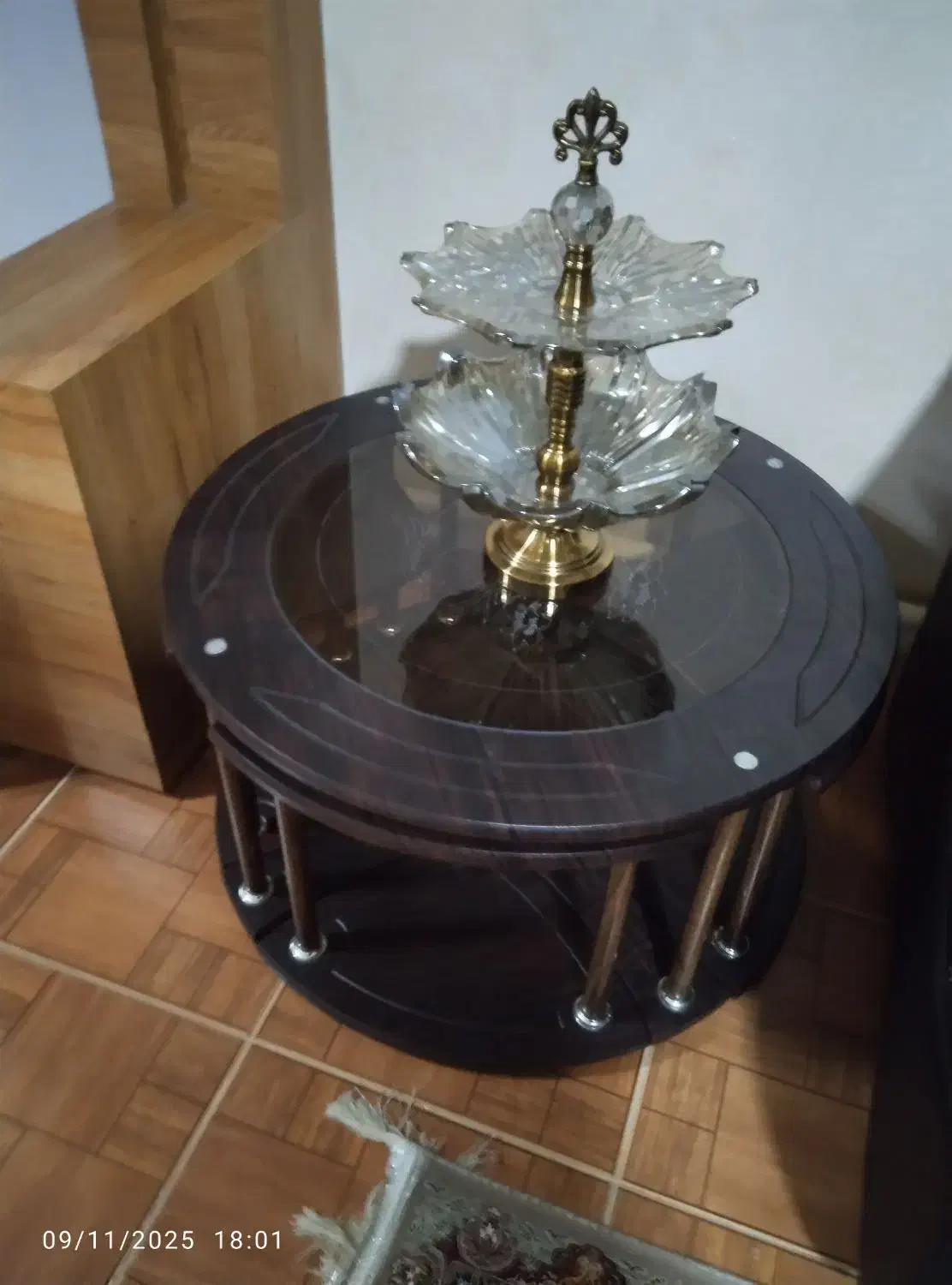 مبلمان|مبلمان خانگی و میز عسلی|شاهین دژ, |دیوار