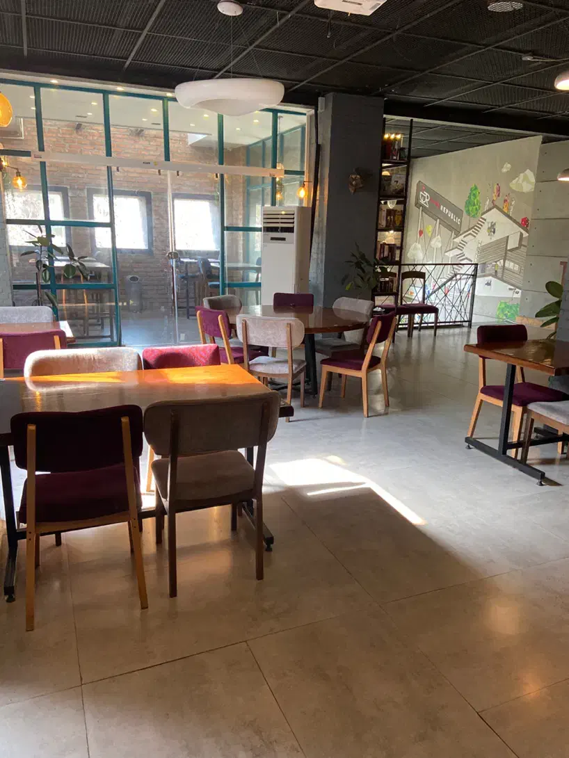 استخدام صندوق دار و پروموتربازی|استخدام خدمات فروشگاه و رستوران|تهران, سعادتآباد|دیوار