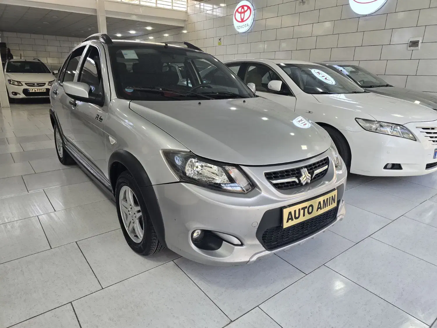 کوییک ۱۴۰۰R|خودرو سواری و وانت|شهرکرد, |دیوار